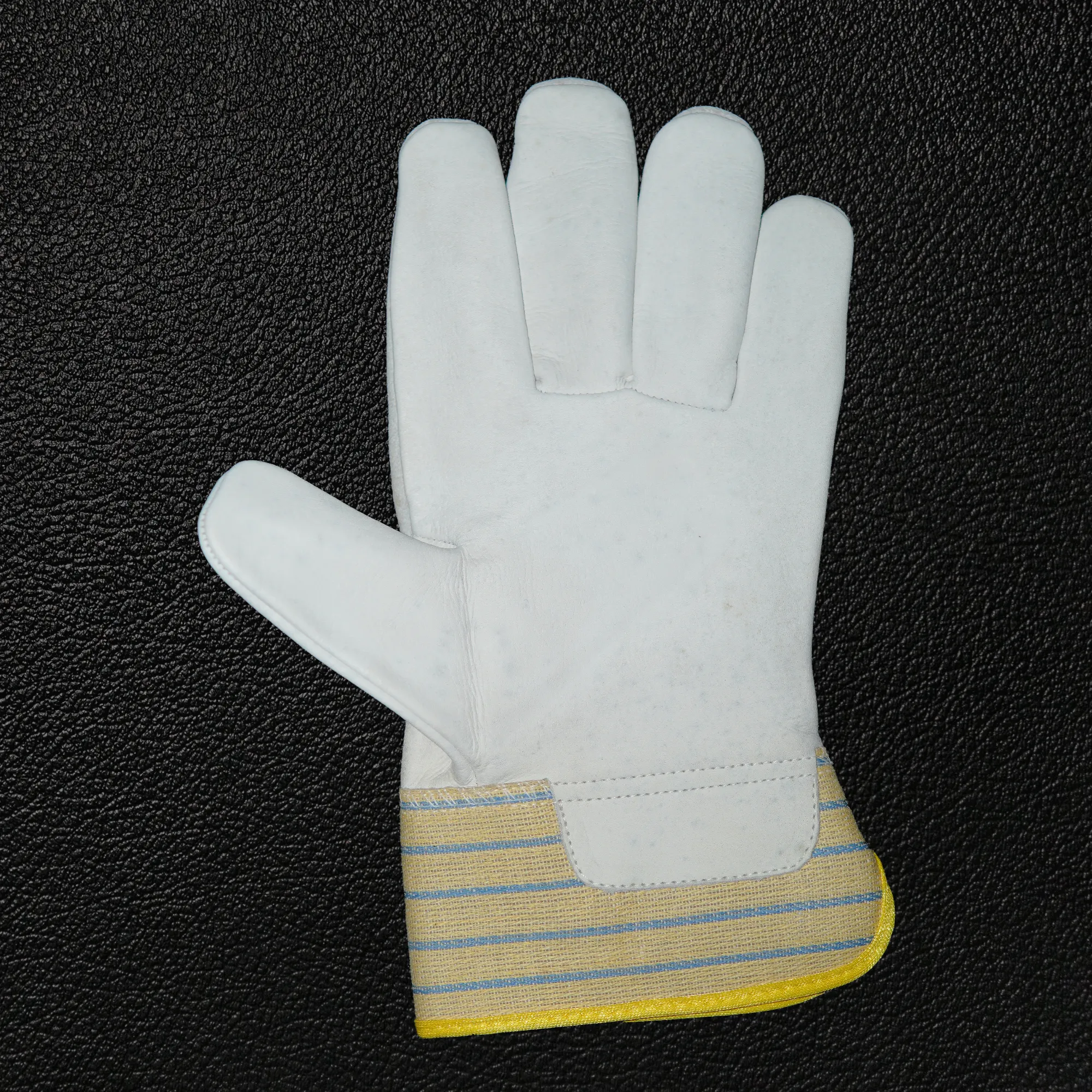 FBSG 402 (3)